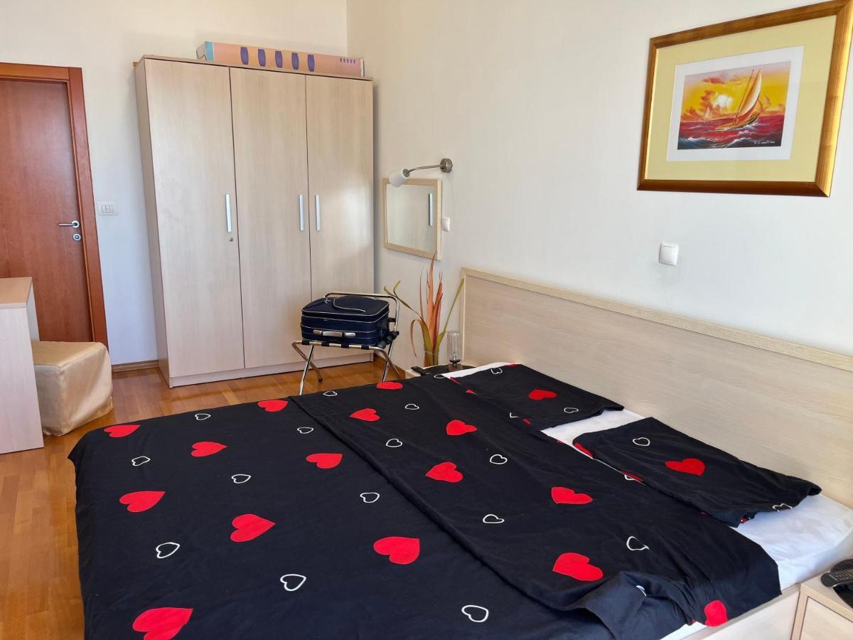 Apartman Maja 塞尔瑟 外观 照片
