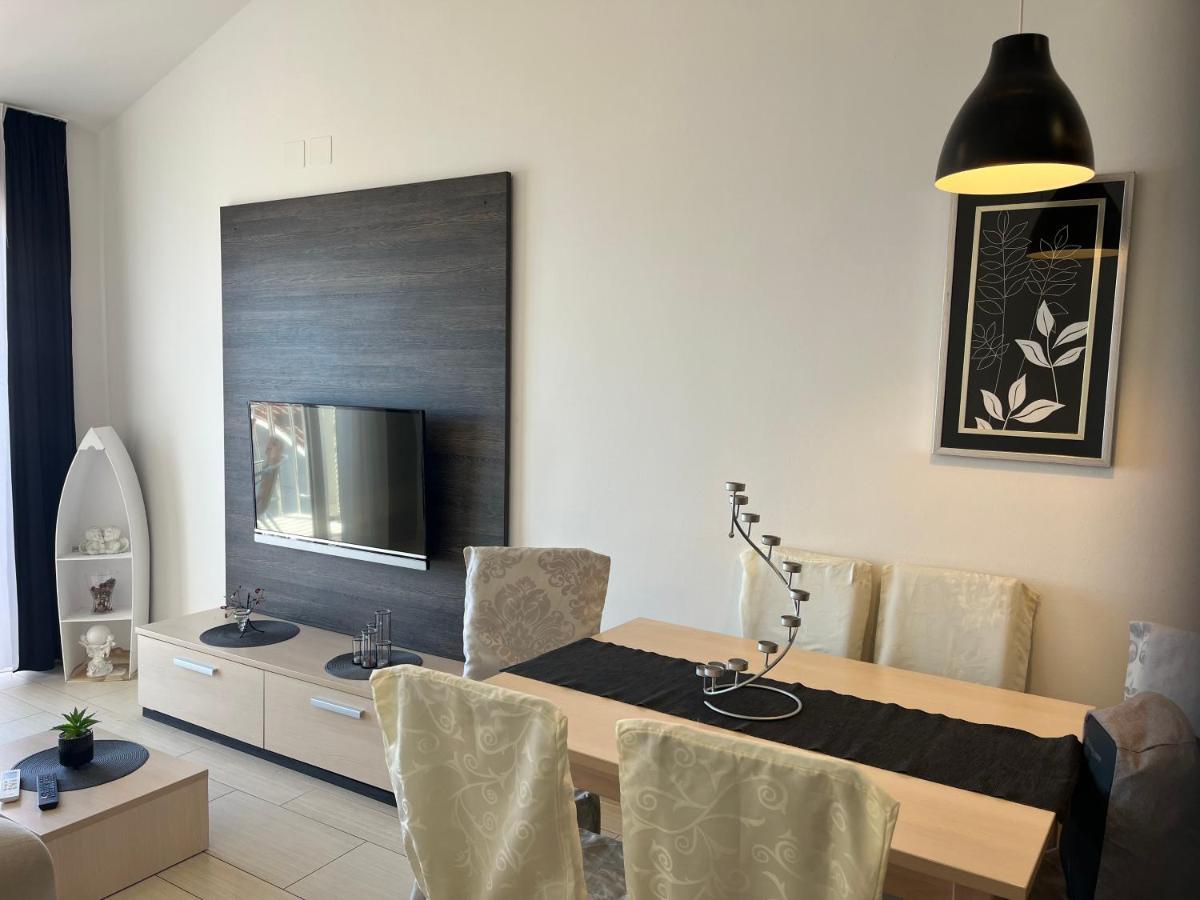 Apartman Maja 塞尔瑟 外观 照片