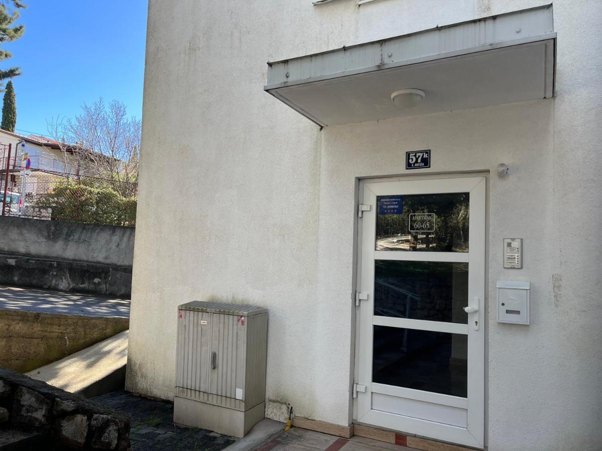 Apartman Maja 塞尔瑟 外观 照片